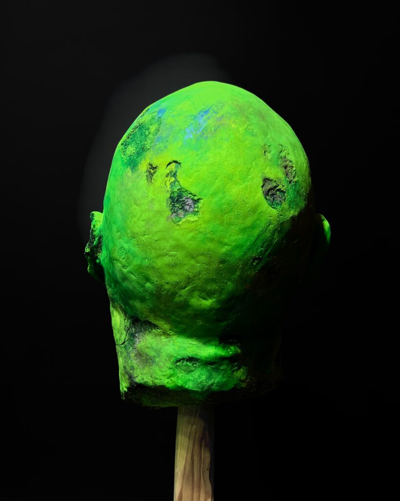 【 V 】
June 2022
Stone clay, wood, screws, concrete.
Main visual3
Rin Northwind
リン ノースウィンド