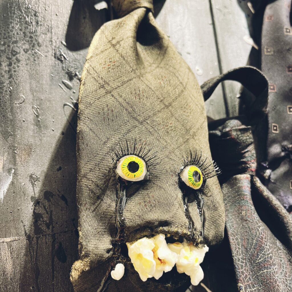 【The Weeping Ties】 2023 Vintage necktie, popcorn, resin, stone clay, acrylic paint, false eyelashes, wire, wooden board, spray, paint Detail7 Rin Northwind リン ノースウィンド