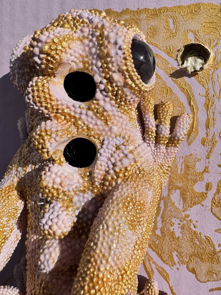 【猛毒SESSION #010】 2024 Resin, cardboard, acrylic paint, water-based paint, magnets, wooden frame, varnish H:600 W:450 D:44 Price(TWD): 40,000 Rin Northwind