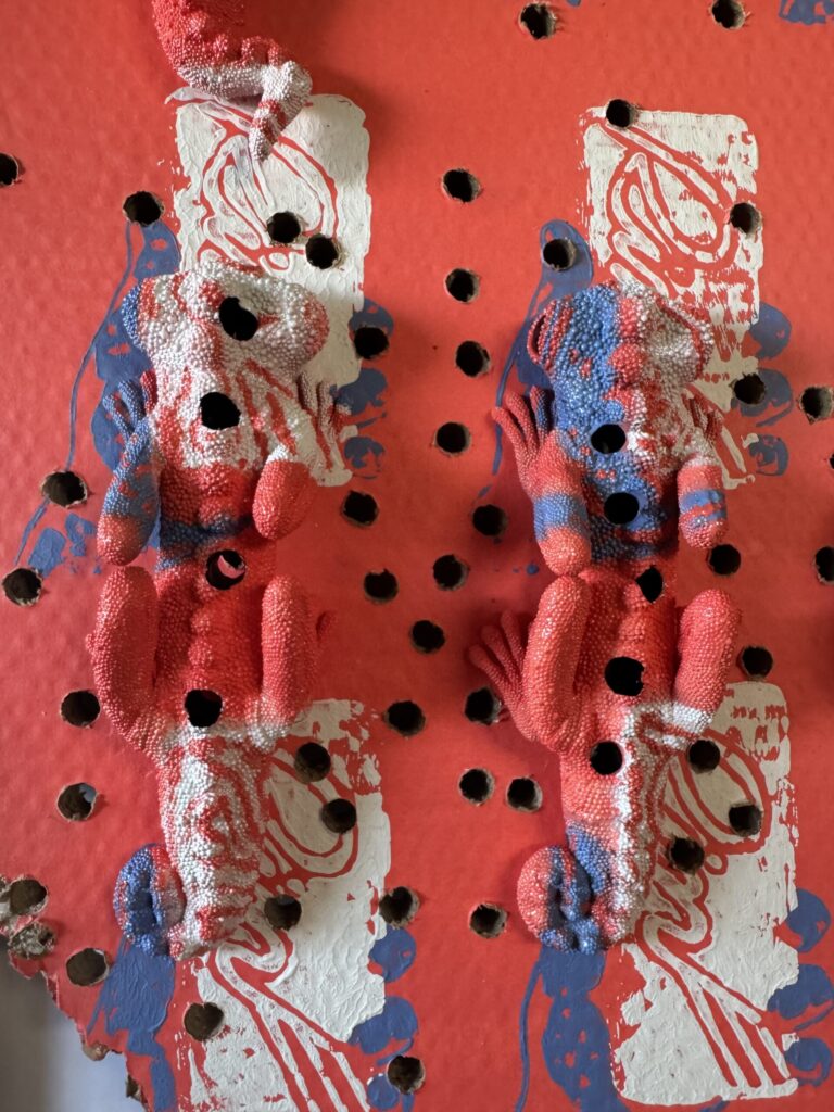 【猛毒SESSION #002】
2024
Resin, cardboard, acrylic paint, water-based paint, magnets, wooden frame, varnish

H:900 
W:600 
D:44

Price(TWD): 70,000 -sold out-
Detail2
Rin Northwind