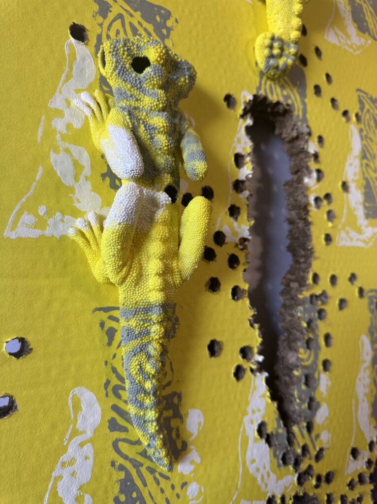 【猛毒SESSION #005】detail 1 2024 Resin, cardboard, acrylic paint, water-based paint, magnets, wooden frame, varnish H:900 W:600 D:44 Price(TWD): 60,000 Rin Northwind