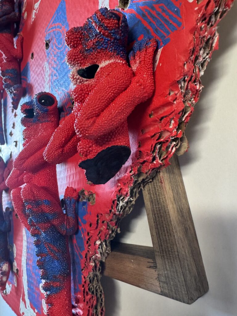 【猛毒SESSION #001】
2024
Resin, cardboard, acrylic paint, water-based paint, magnets, wooden frame, varnish

H:900 
W:600 
D:98

Price(TWD): 80,000
Detail4
Rin Northwind