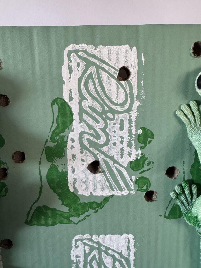 【猛毒SESSION #011】 2024 Resin, cardboard, acrylic paint, water-based paint, magnets, wooden frame, varnish H:600 W:450 D:44 Price(TWD): 35,000 Rin Northwind